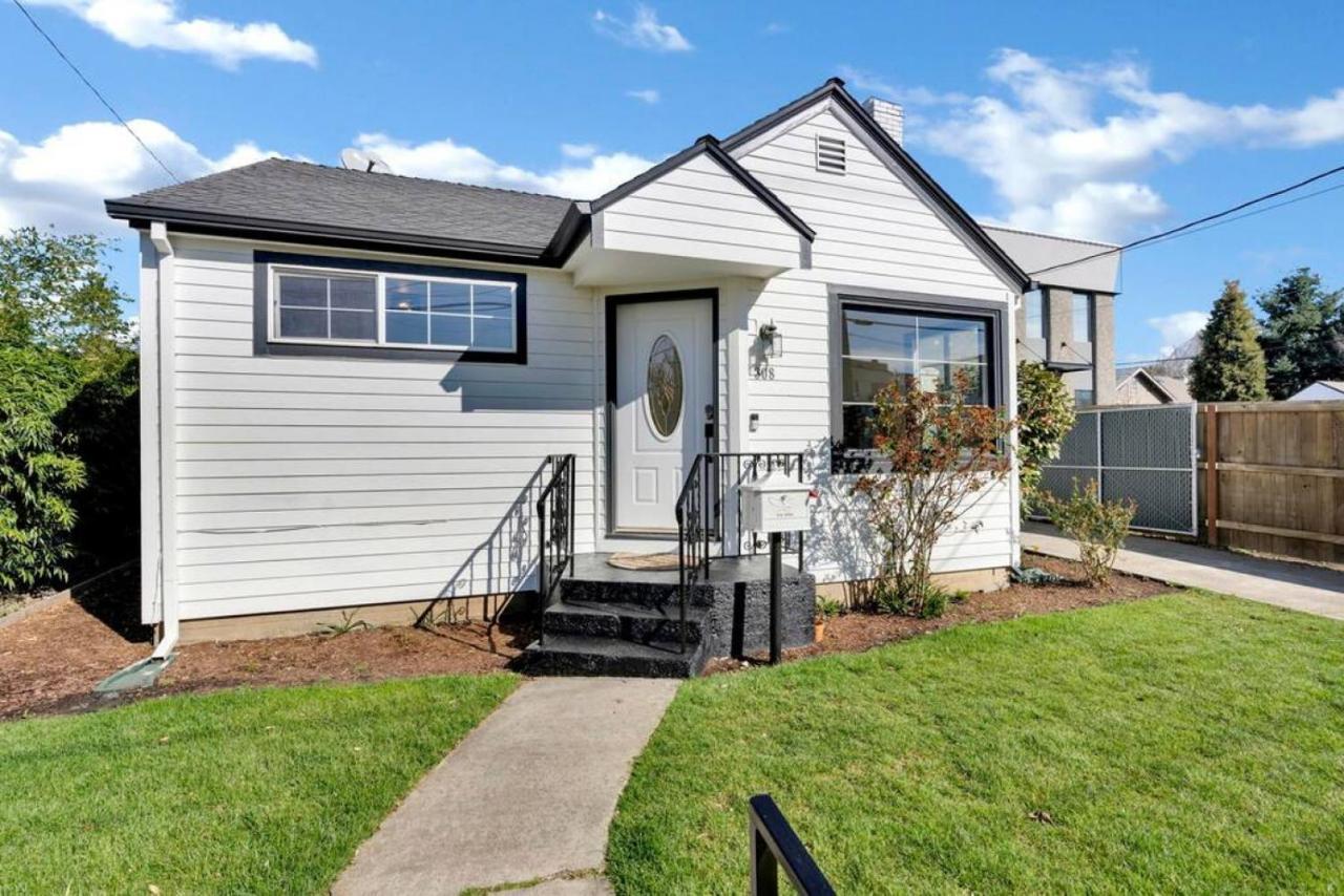 Picture Perfect Bungalow In The Heart Of Dt Vancouver Esterno foto
